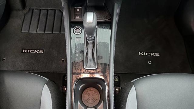 2023 Nissan Kicks SR Xtronic CVT