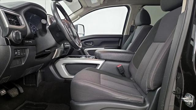 2020 Nissan Titan Crew Cab SV 4x2