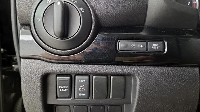 2020 Nissan Titan Crew Cab SV 4x2