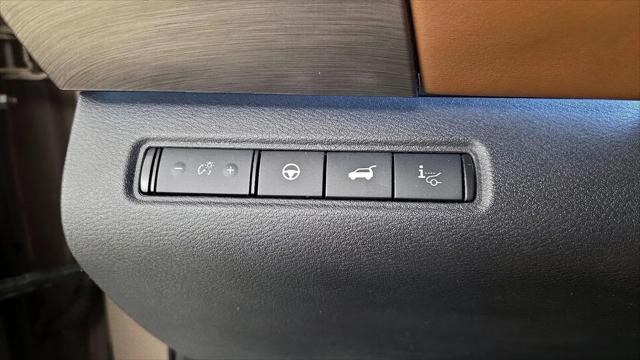 2023 Nissan Pathfinder Platinum 4WD