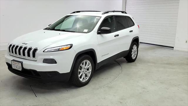 2016 Jeep Cherokee Sport