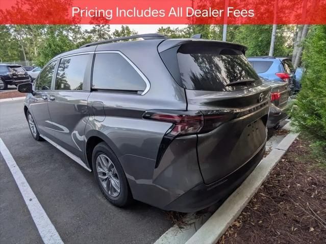 2023 Toyota Sienna XLE