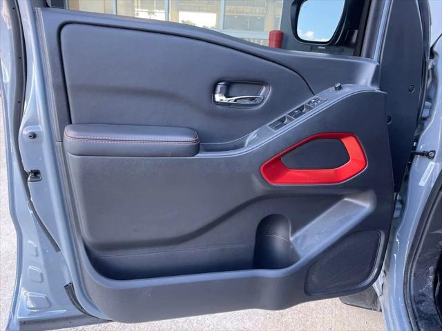 2025 Nissan Frontier Crew Cab PRO-X 4x2