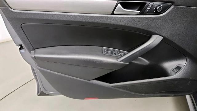 2015 Volkswagen Passat 1.8T SE