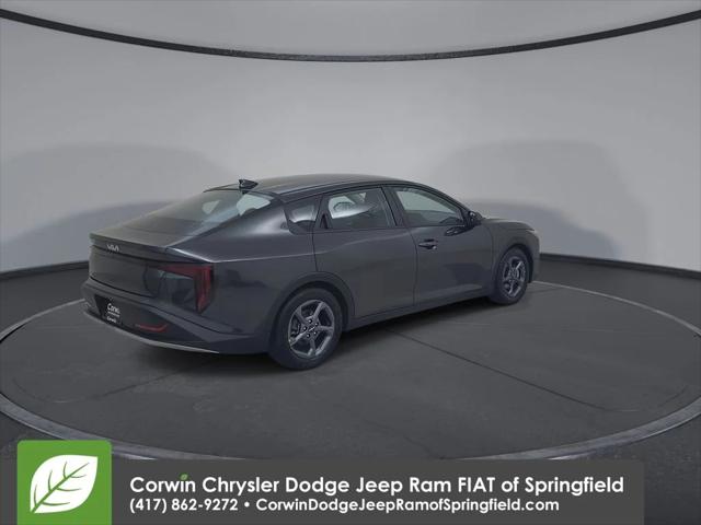 2025 Kia K4 LXS