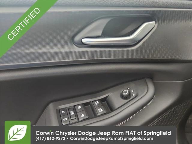 2023 Jeep Grand Cherokee Laredo 4x4