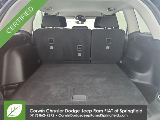 2023 Jeep Grand Cherokee Laredo 4x4