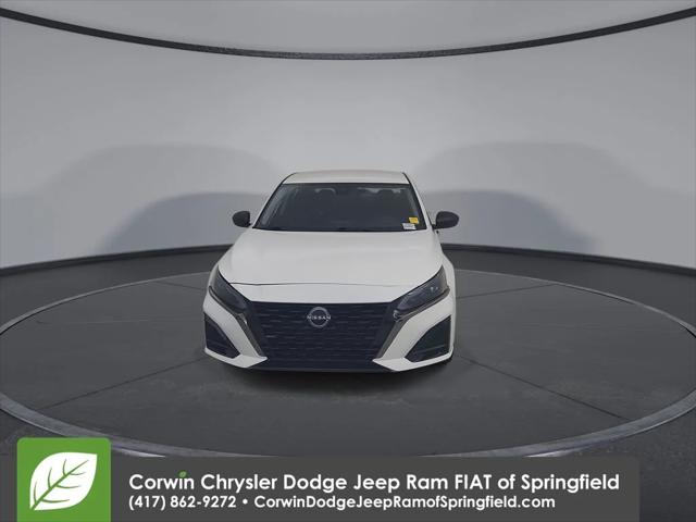 2025 Nissan Altima SV FWD