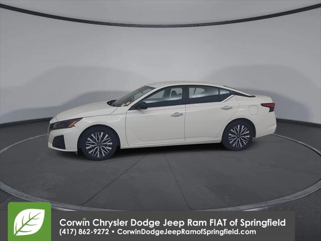2025 Nissan Altima SV FWD
