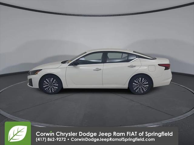 2025 Nissan Altima SV FWD