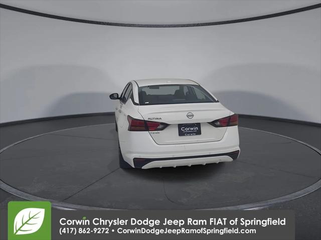 2025 Nissan Altima SV FWD
