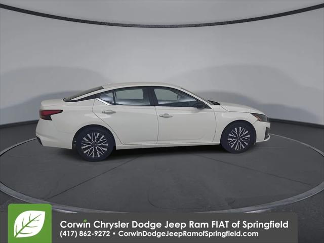 2025 Nissan Altima SV FWD