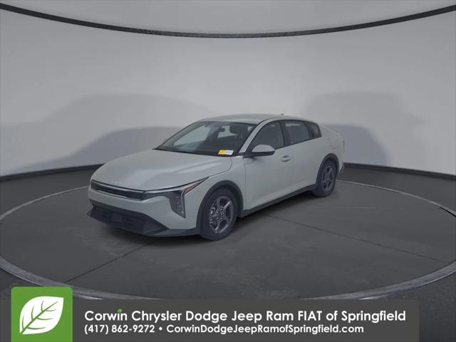 2025 Kia K4 LXS