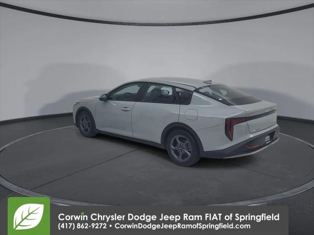 2025 Kia K4 LXS
