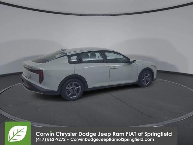 2025 Kia K4 LXS