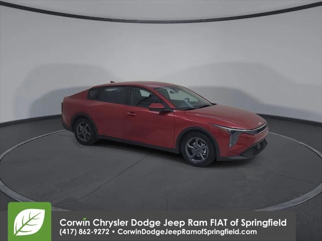 2025 Kia K4 LXS