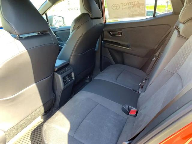 2026 Toyota C-HR XSE