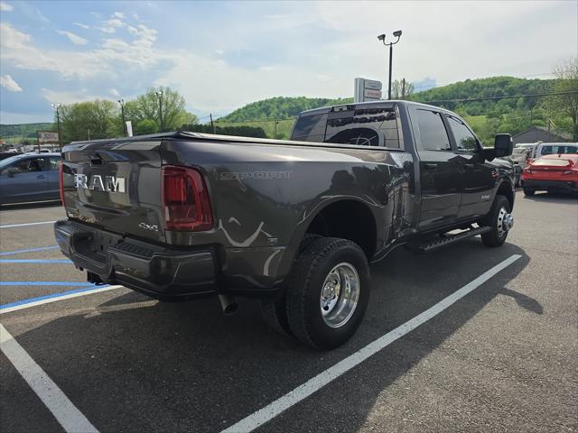 2025 RAM 3500 Big Horn Crew Cab 4x4 8 Box 2025 RAM 3500 Big Horn Crew Cab 4x4 8 Box