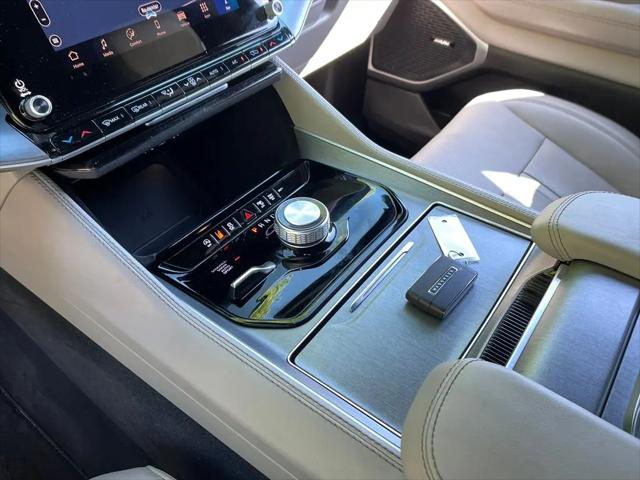 2025 Jeep Wagoneer 4x4
