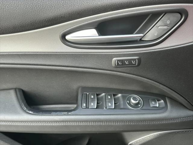 2023 Alfa Romeo Stelvio Veloce AWD