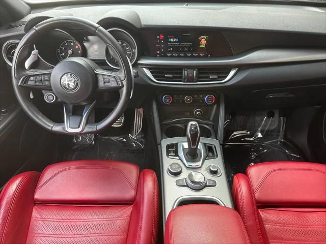 2023 Alfa Romeo Stelvio Veloce AWD