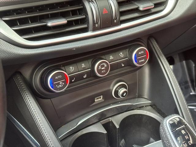 2023 Alfa Romeo Stelvio Veloce AWD