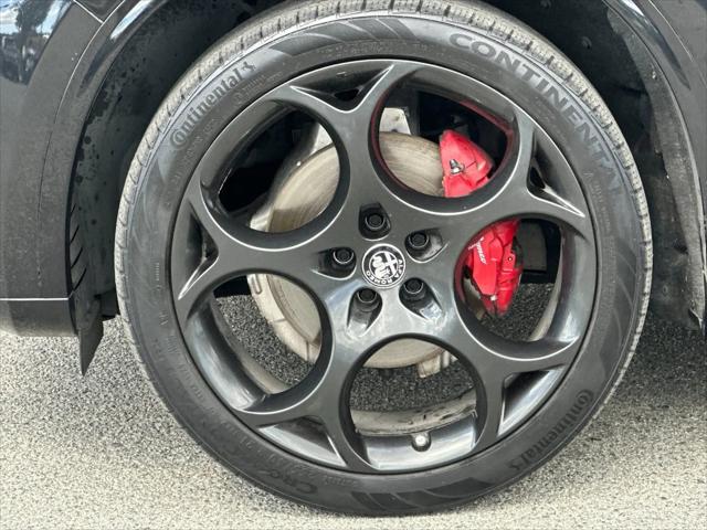 2023 Alfa Romeo Stelvio Veloce AWD