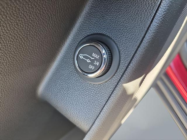 2023 Chevrolet Traverse AWD LT Leather