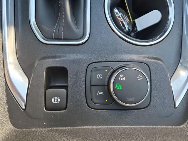 2023 Chevrolet Traverse AWD LT Leather