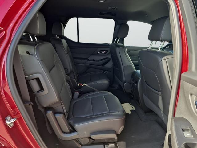 2023 Chevrolet Traverse AWD LT Leather