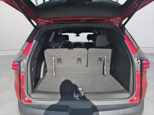 2023 Chevrolet Traverse AWD LT Leather