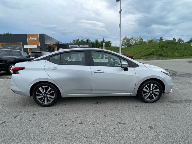 2021 Nissan Versa SV Xtronic CVT