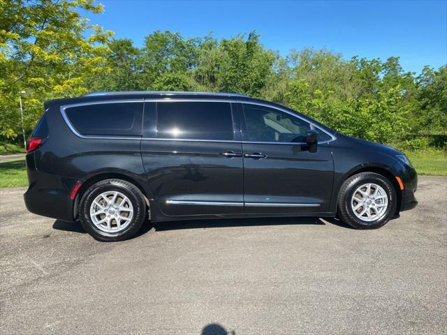 2020 Chrysler Pacifica Touring L 2020 Chrysler Pacifica Touring L