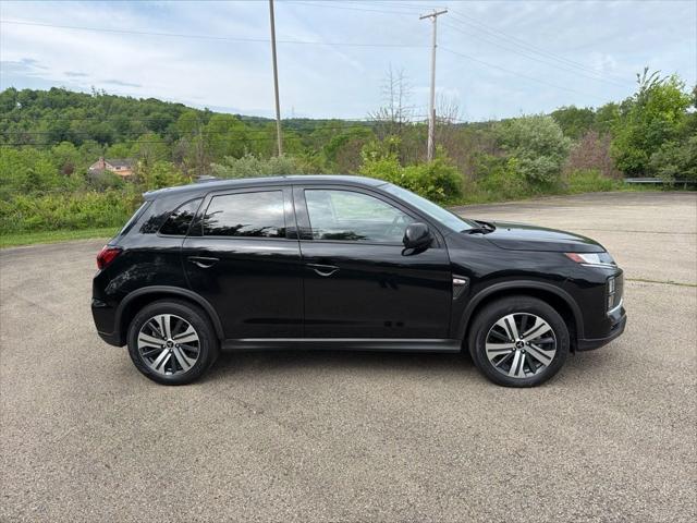 2024 Mitsubishi Outlander Sport 2.0 ES 2024 Mitsubishi Outlander Sport 2.0 ES