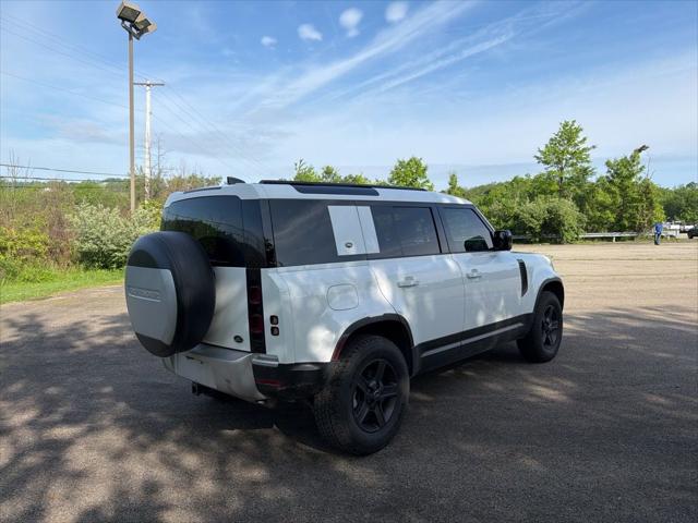 2023 Land Rover Defender 110 S 2023 Land Rover Defender 110 S