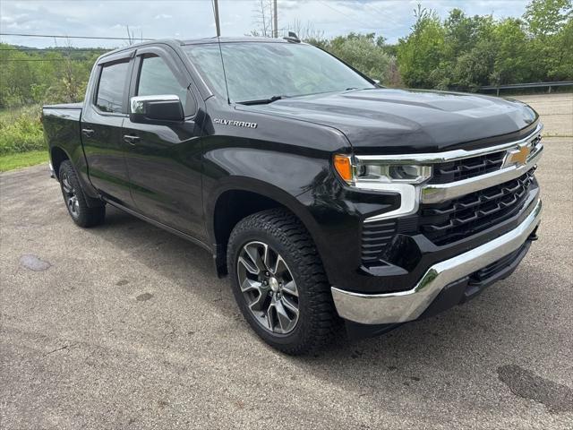 2023 Chevrolet Silverado 1500 4WD Crew Cab Short Bed LT with 2FL