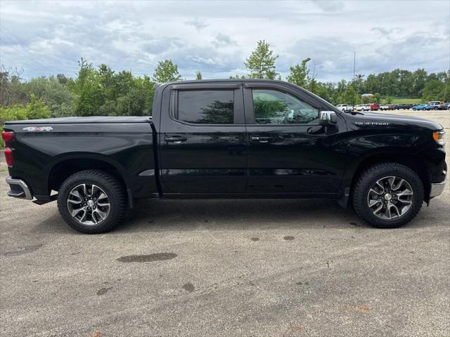 2023 Chevrolet Silverado 1500 4WD Crew Cab Short Bed LT with 2FL