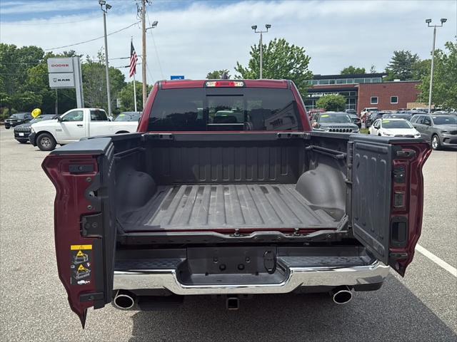2022 Ram 1500 Laramie Crew Cab 4x4 5'7" Box