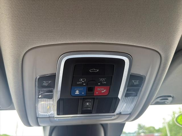 2022 Ram 1500 Laramie Crew Cab 4x4 5'7" Box