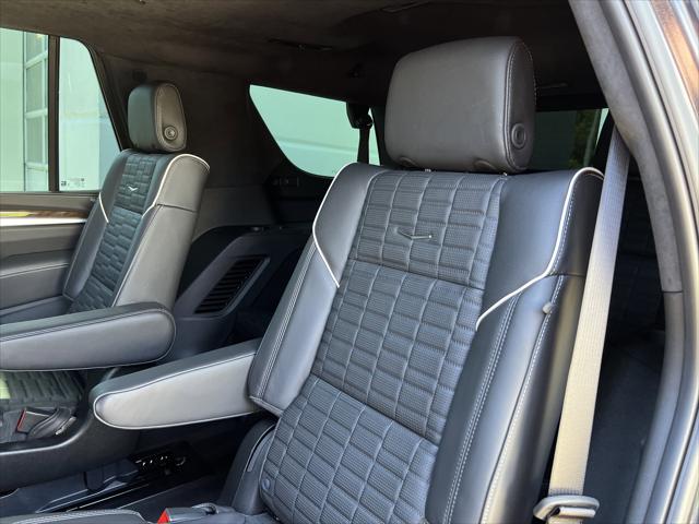 2025 Cadillac Escalade Sport Platinum