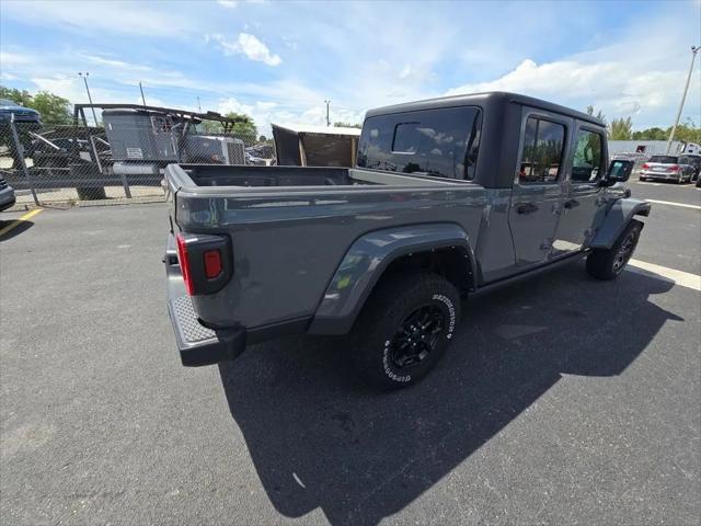 2022 Jeep Gladiator Sport