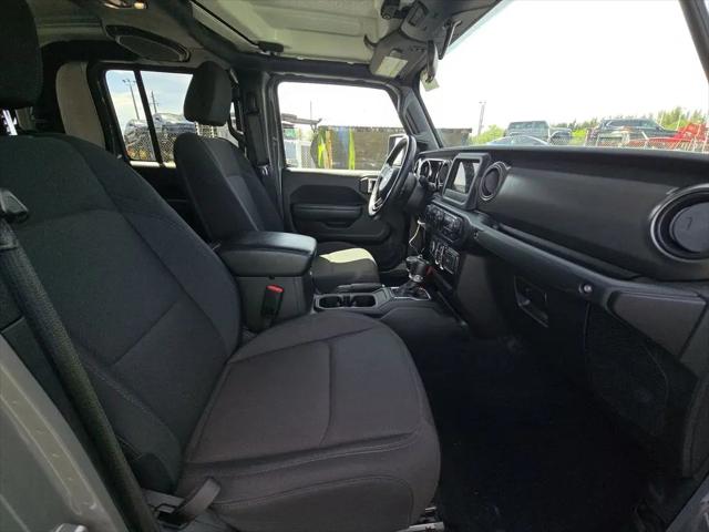 2022 Jeep Gladiator Sport
