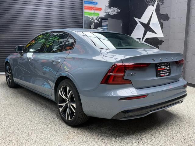 2024 Volvo S60 B5 Core Dark Theme