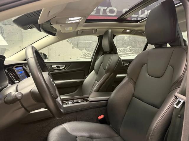 2024 Volvo S60 B5 Core Dark Theme
