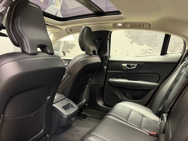 2024 Volvo S60 B5 Core Dark Theme
