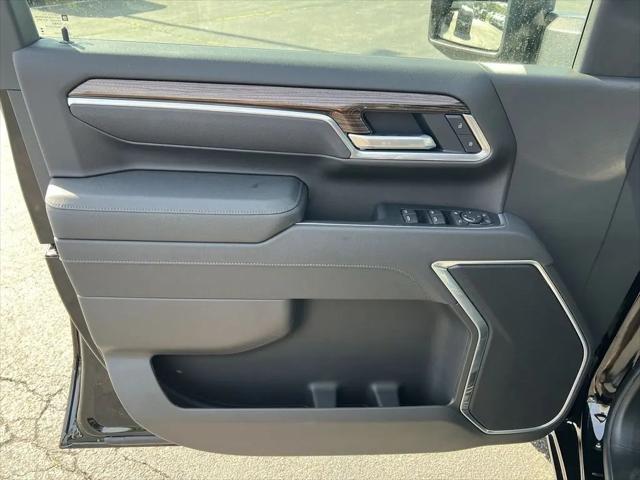 2026 Chevrolet Silverado 2500HD Crew Cab, Standard Bed, LT, 4WD