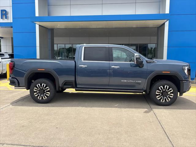 2026 GMC Sierra 2500HD Crew Cab, Standard Bed, Denali Ultimate, 4WD