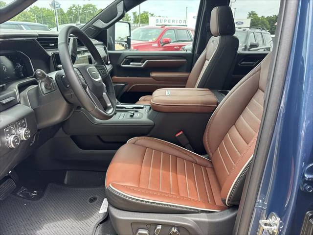 2026 GMC Sierra 2500HD Crew Cab, Standard Bed, Denali Ultimate, 4WD