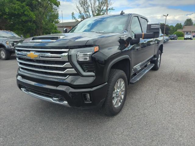 2024 Chevrolet Silverado 2500HD 4WD Crew Cab Standard Bed High Country