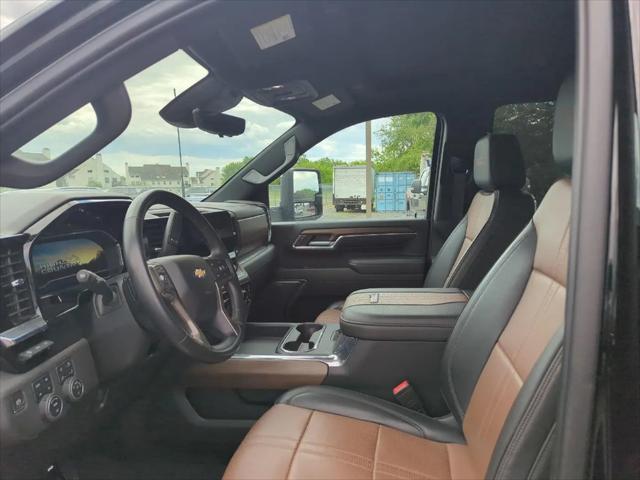 2024 Chevrolet Silverado 2500HD 4WD Crew Cab Standard Bed High Country